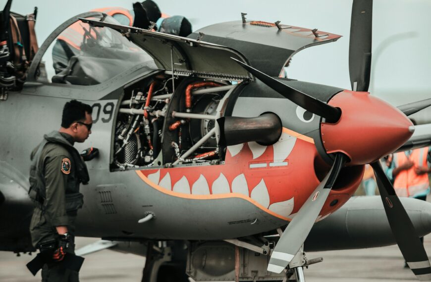 Aircraft Engine Mechanic
