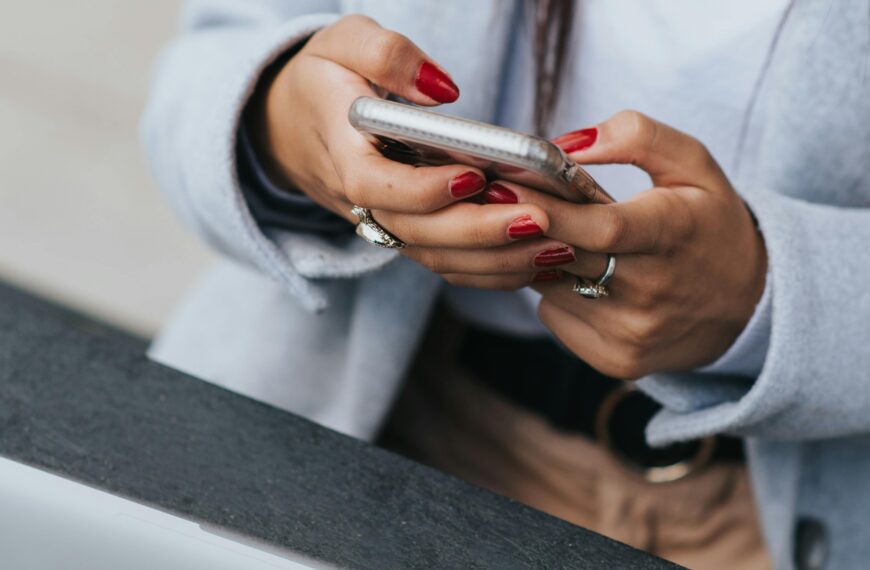 Social Media Community Manager