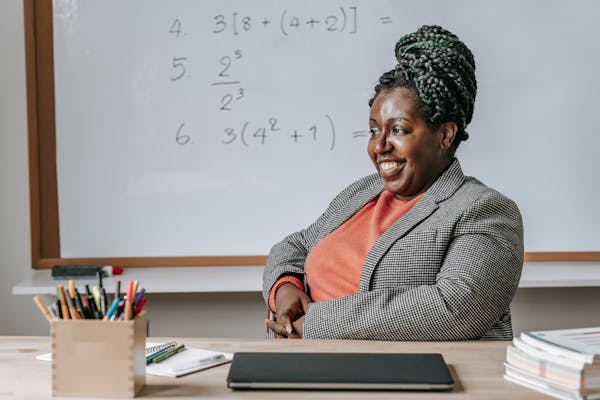 VHL Lecturer in Maths