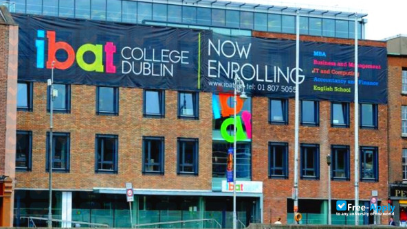 Study Bachelor of Business in Ireland at IBAT…